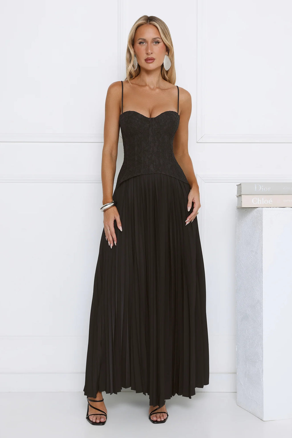 Antique Roses Lace Maxi Dress Black